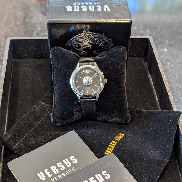 Versace Versus Logo Raised Lion Head Watch New in Box❤ main image 4